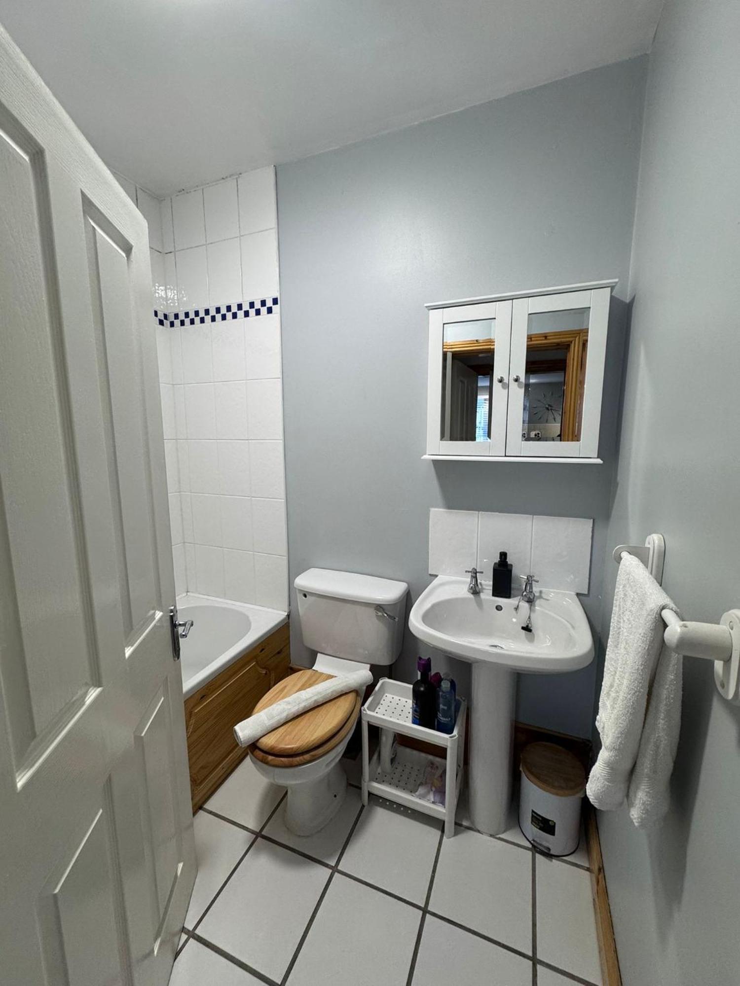 Modern Apartment Good Distance From Dublin City And Airport 4People Kültér fotó